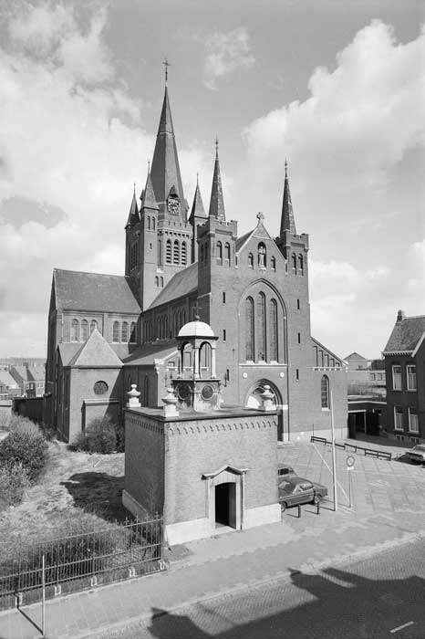De Antoniuskerk (foto: L.M. Tangel. Bron: collectie Rijksdienst voor het Cultureel Erfgoed)