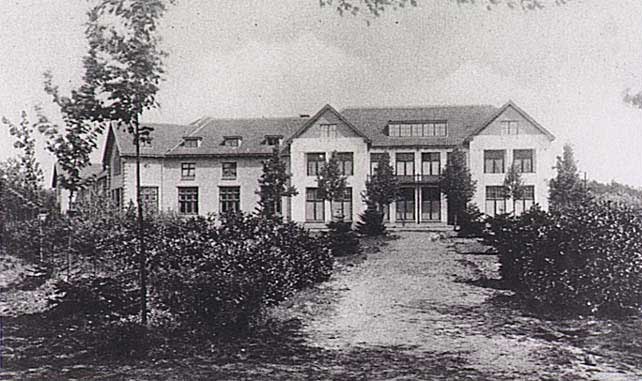 Pauluscollege, c. 1925 (collectie Regionaal Historisch Centrum Eindhoven)