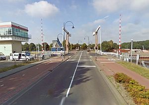 Sluis en brug in Oosterhout anno 2008