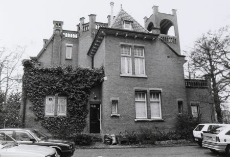 Villa Robijnenhof, gebouwd in 1900 (Collectie PNB, 1981)