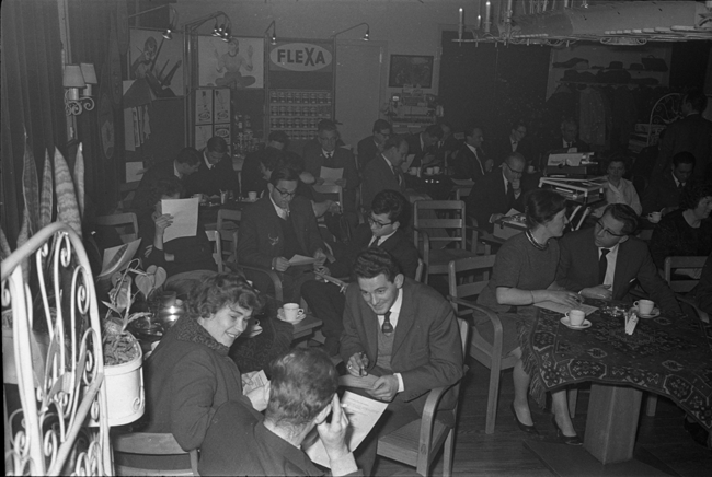 Sikkens Lakfabriek, Oss ca. 1964 - 1969 (foto: Fotopersbureau Het Zuiden, collectie BHIC 1659-000324) 