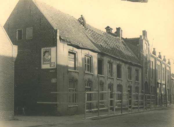 Cuijk, hoek Maasdijk - Grotestraat (foto familie Holtmeulen)