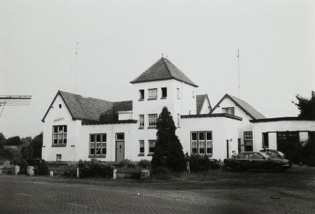 Zuivelfabriek, gebouwd in 1916 (Collectie PNB, 1981)