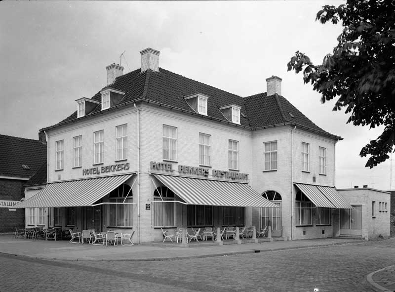 Hotel Bekkers in 1961 (foto: Fotopersbureau Het Zuiden. Bron: BHIC)