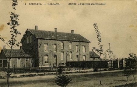 Arbeiderswoning Zinkfabriek: een van de 10 woningen voor 40 gezinnen. Elk gezin had de beschikking over 5 tot 6 kamers, 1907 (Collectie Heemkundekring ‘De Baronie van Cranendonck’, RHC-Eindhoven)