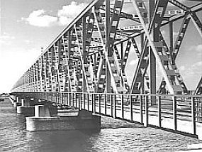 bruggen, moerdijk verkeersbrug 1.jpg