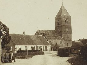 Zicht op de kerk van Herpt, 1902. Foto: Brabant Collectie, THA, pbk-H54.1/411.11 Nede (1)