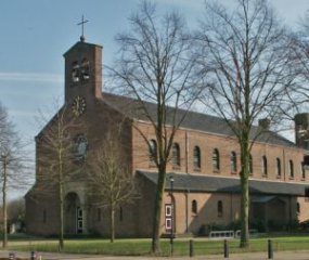 Maashees, de na-oorlogse kerk