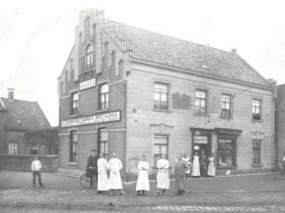 De Stoomkoekfabriek Bretagnia anno 1910