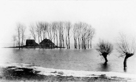Boerderij De Woerd tijdens hoog water in 1881 (Collectie Gemeente ’s-Hertogenbosch, afdeling Erfgoed)