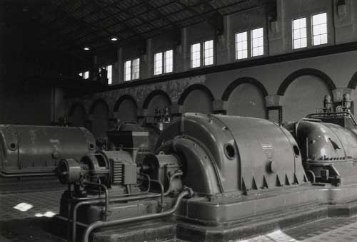 Electriciteitscentrale. Gebouwd in 1919; 1921; 1930.
