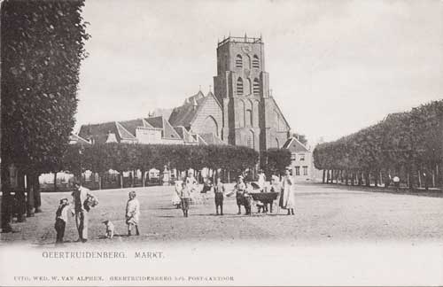 Markt met Nederlands Hervormde kerk in Geertruidenberg (RAT, foto W. Sleurs, 058293)