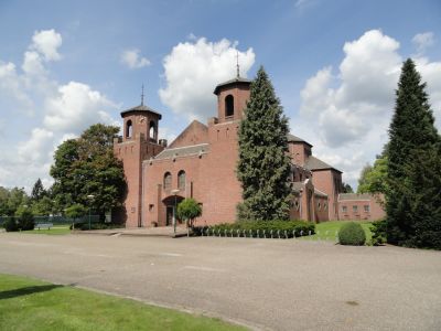De Jozefkerk in Budel-Dorplein (foto: BHIC / Frans van de Pol)