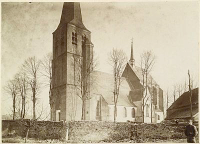 De oude kerk, 1892 (foto: Collectie Rijksdienst Cultureel Erfgoed OF-00197)