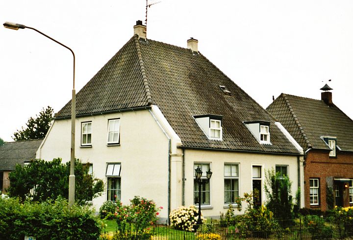 Denneburg, voormalig huis van de Zusters van Liefde, 2010. Foto: Collectie Jan Smits