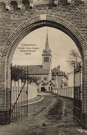 Oosterhout, Ingang Onze Lieve Vrouwe Abdij, 1912. Foto: Collectie Regionaal Archief Tilburg, fotonr. 102857