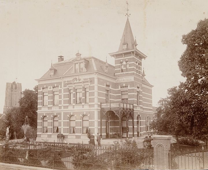 Oosterhout, Villa Mathilde, keiweg, 1912. Foto: Regionaal Archief Tilburg, nummer 065407.jpg