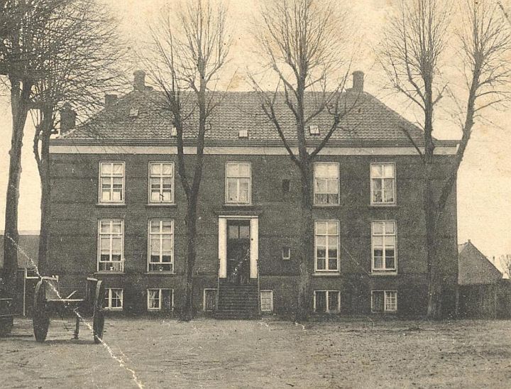 Oss, Maria-Theresiaklooster, c. 1900. Foto: Stadarchief Oss, fotonr. BCO010079