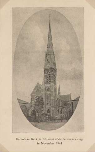 De R.K. kerk, gebouwd in 1889 en door oorlogsgeweld in november 1944 beschadigd. Toen is onder andere de fraaie toren opgeblazen. Deze kerk is gebouwd door pastoor Teijchiné, 1910