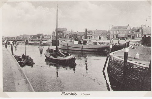 Moerdijk. De haven, 1930