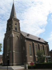 De huidige neogotische kerk in Escharen