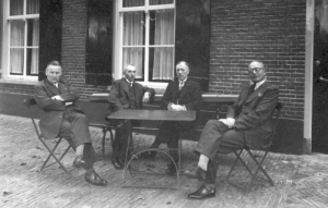 De vier burgemeesters van Gemonde in 1937