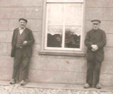 H.W. Govers en een vriend, circa 1935