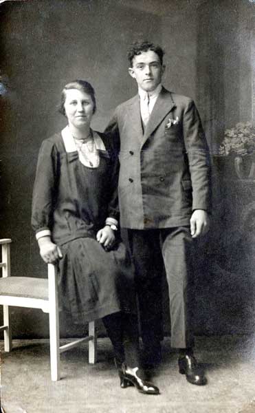 Trouwfoto Truus van Druenen en Jan Roovers, 1932 (fotocollectie familie Roovers)