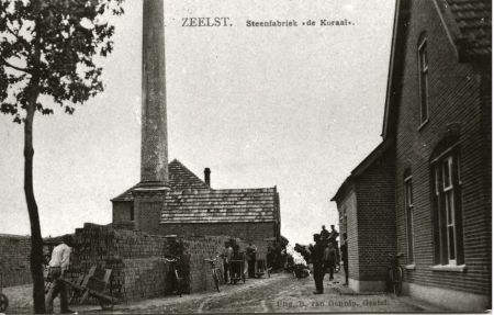 Steenfabriek De Koraal, 1905 (uitgever: B. van Gennip, bron: RHCe)