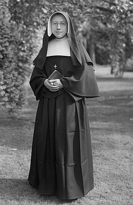 Helvoirt, professiefeest van zuster Wigbertha, 1949. Bron: BHIC, fotonr. 1631-000288